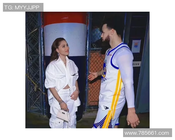 “爱库里超越阿耶莎”，这支金州勇士永久的队魂！